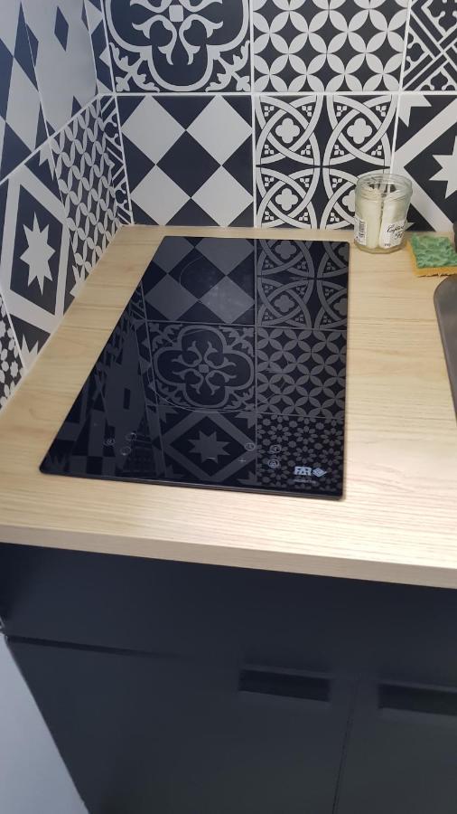 Charmant Studio Coeur Centre Ville أفينيون المظهر الخارجي الصورة